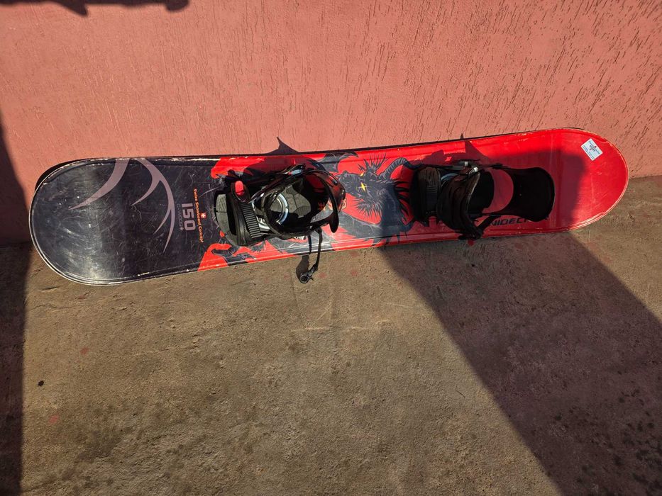 Snowboard.      .