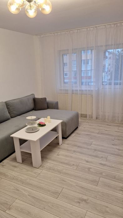 Închiriez apartament 2 camere in Deva