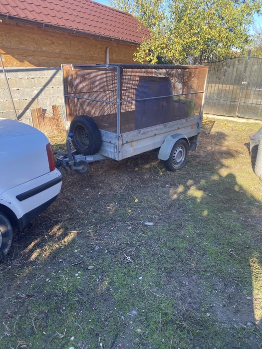 Inchiriez platforma auto 2 tone si remorca 850kg