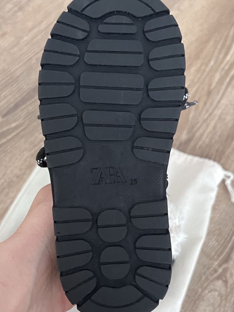 Зимни боти ZARA 25 номер