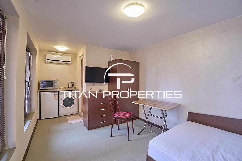 Едностаен апартамент под наем в Център