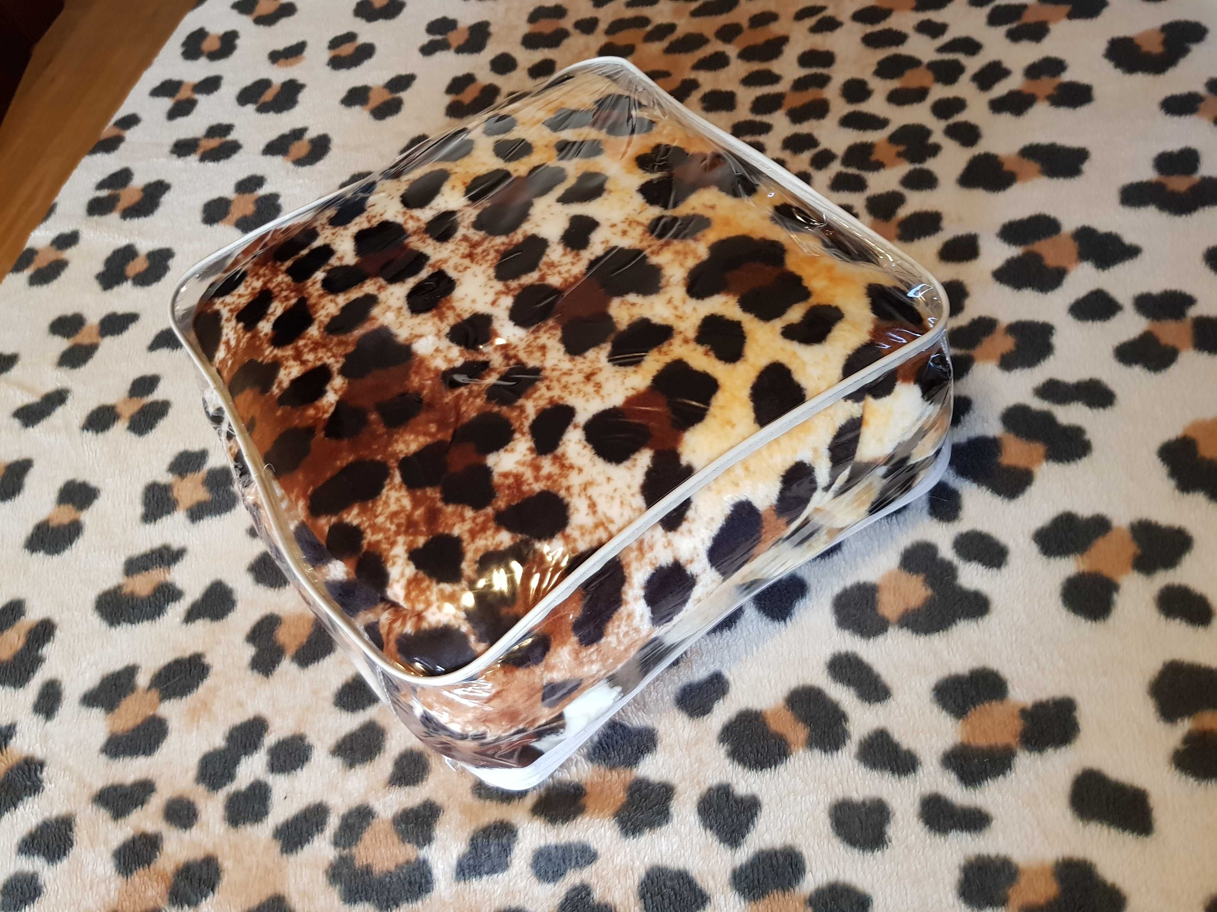 Patura cocolino cu blanita 200x230cm Leopard print