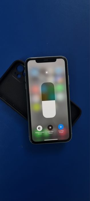 Iphone11 128 akb80%