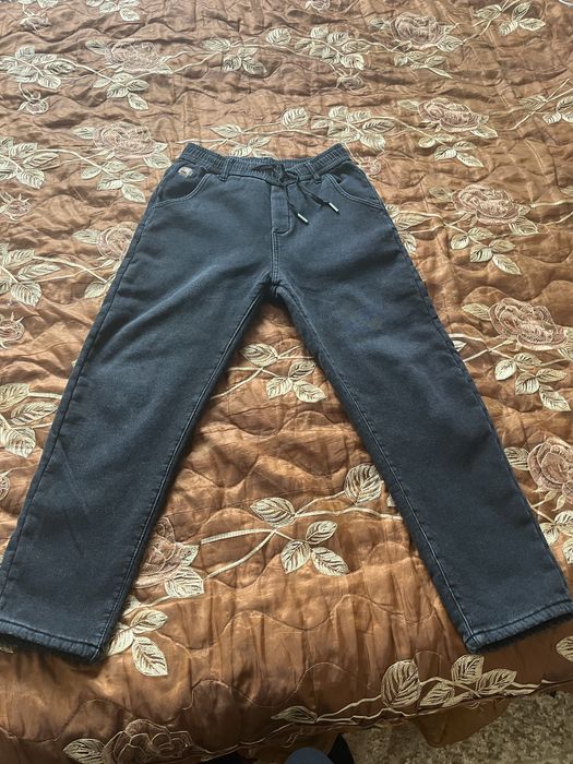 Продам теплые джинсы мужские