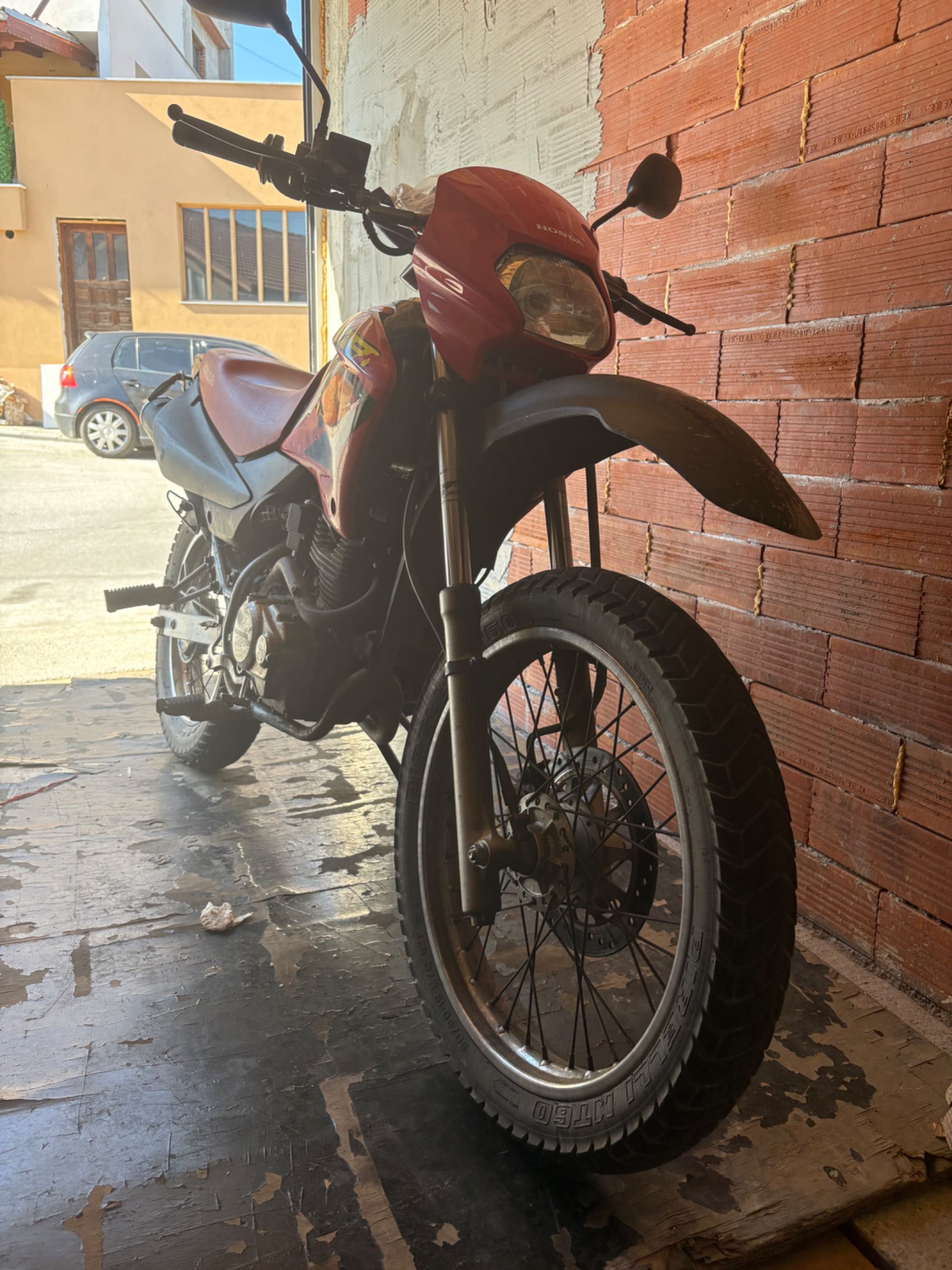 Honda xr125 мотора е в много добро състояние