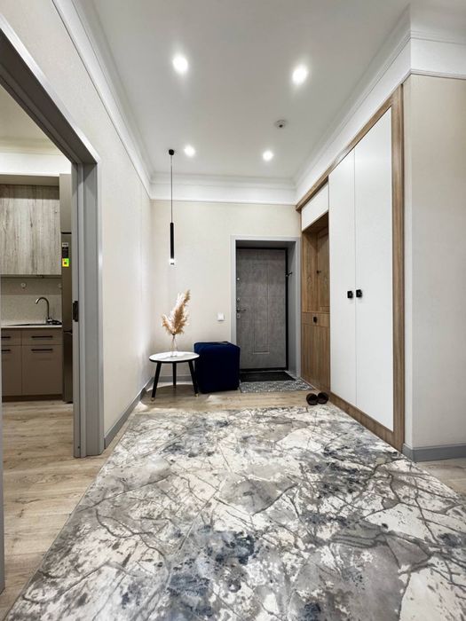 Срочно продаётся квартира Чилонзор-10 ЖК DUBAI TUNING DOM