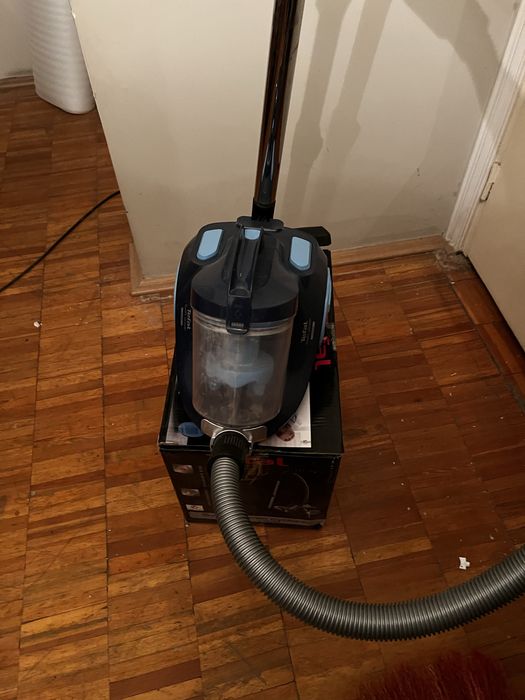 Продается пылесос Тефаль