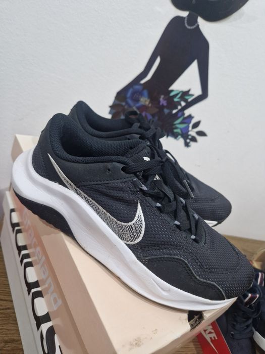 Adidasi Nike runner 37.5