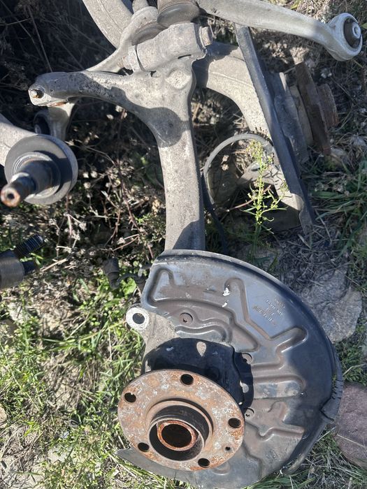 Шенкели Audi A4 Seat Exeo