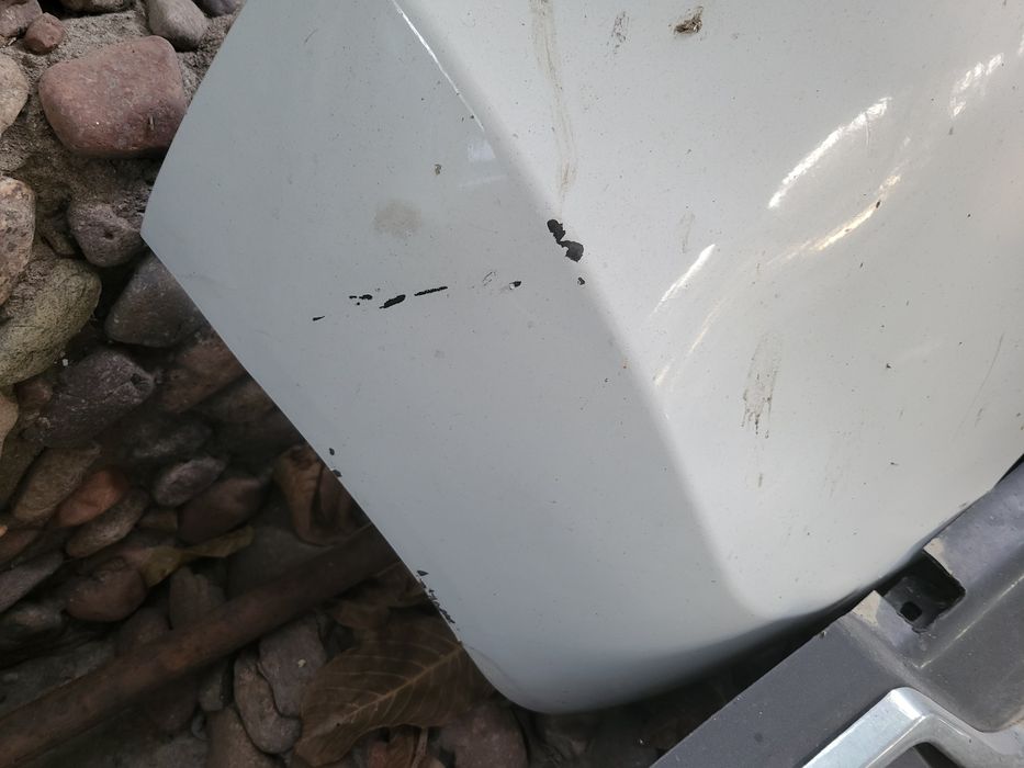 Продам бампер спарк.