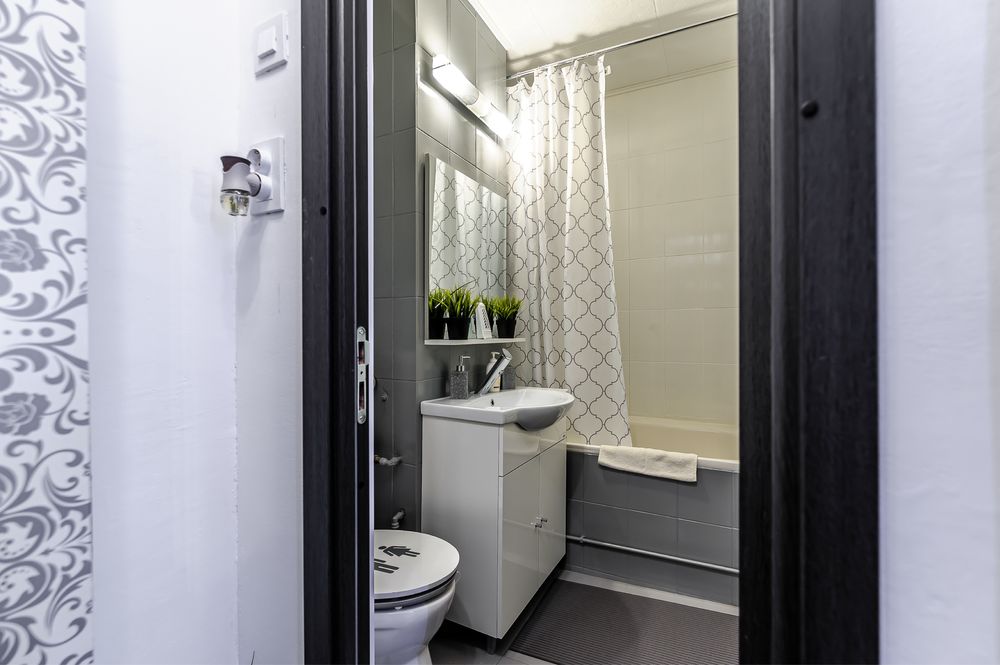 Apart. 2  camere regim hotel apartament lux (2 min de Adora Park)