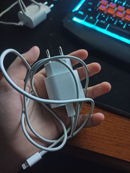 Оригинальная зарядка на айфон 20W