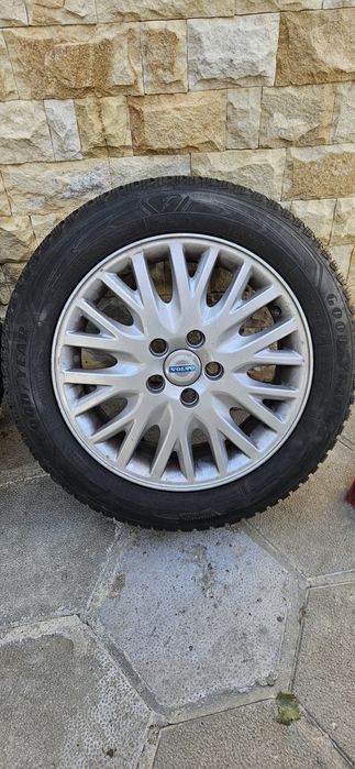 Джанти  5х108 16 със зимни гуми