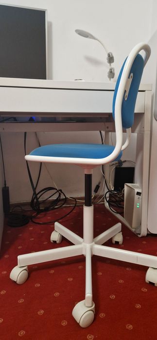 Scaun birou IKEA pentru copii