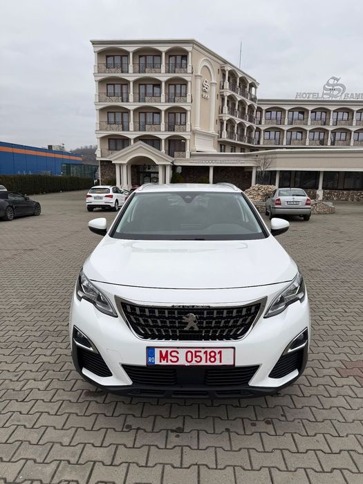 Peugeot 3008 Peugeot 5008 1.2 Benzina, Automat, An 2020, garantie 1 an