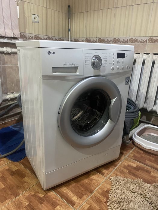 Продам стиральную машинку LG