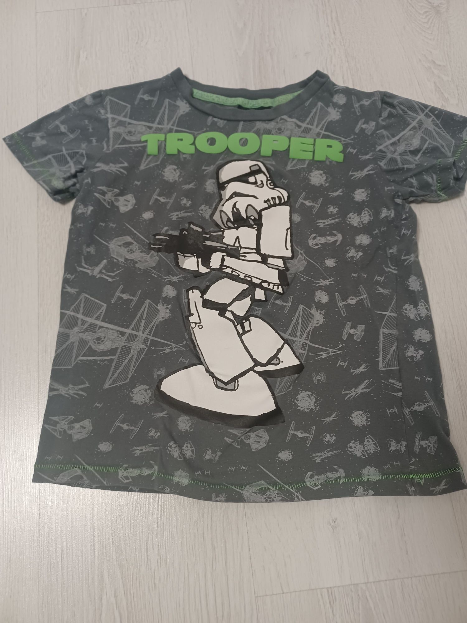 Vând tricou copii Star Wars