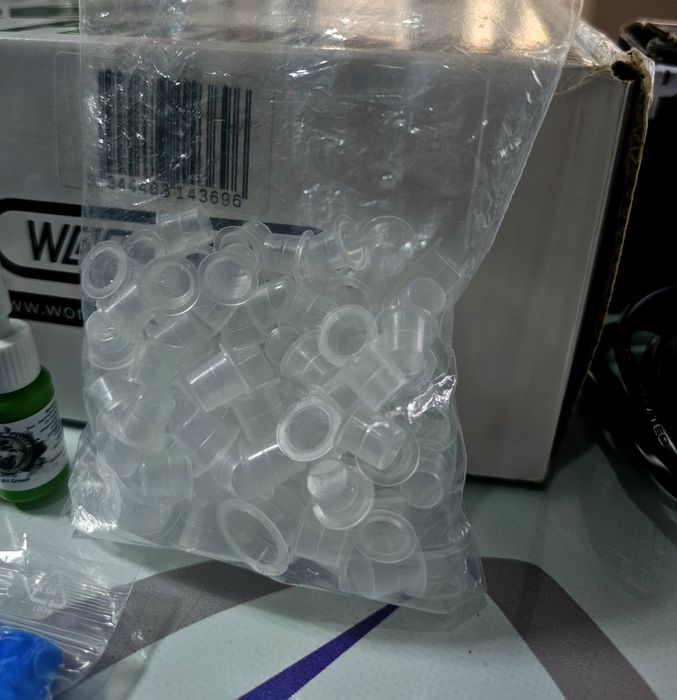 Vând kit de tatuat pentru începători