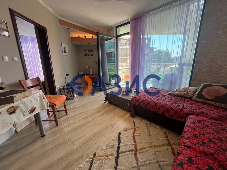 Продава се Двустаен апартамент в к.к. Слънчев бряг - 71 кв.м за 1078 €/кв.м - Снимка #14