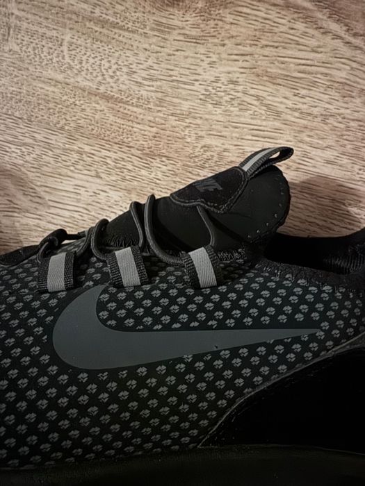 Намаление:Nike-Нови дамски оригинални маратонки 37 номер/неопрен