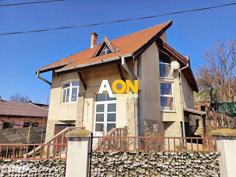 Casa 5 camere, 869 mp teren, zona Gara