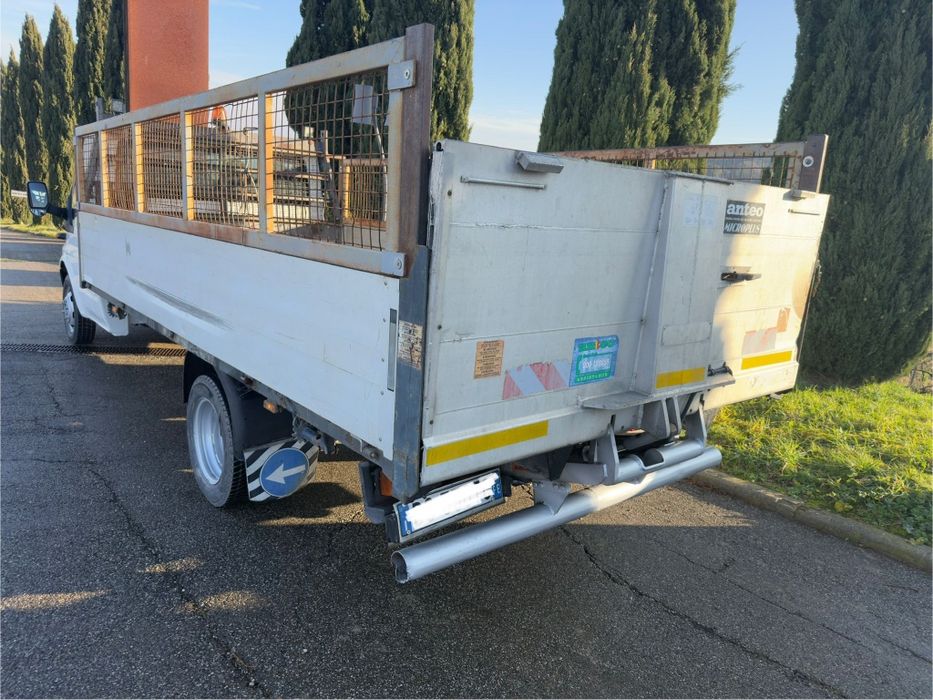 Carosata Ford tranzit