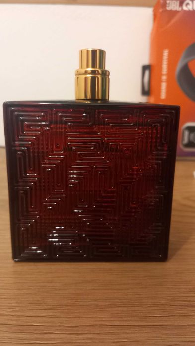 Versace eros flame 100ml почти чисто нов многа леко използван