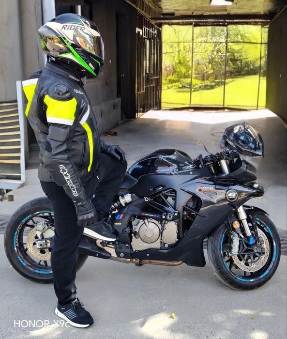 Qj мото сотилади 2021 йил 4 та цлиндр