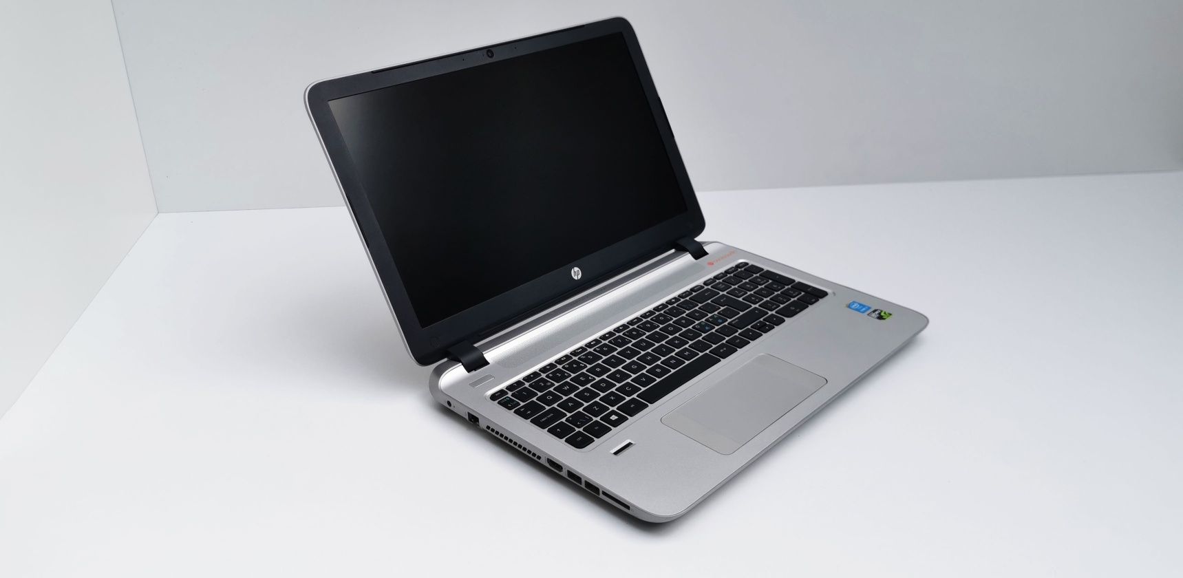 HP Envy Notebook FHD i7 5500U 16 GB RAM GTX 850M 4 GB 256 GB SSD