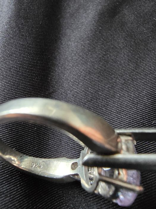 Inel masiv argint 925, piatră mare+2 laterale – model vintage elegant