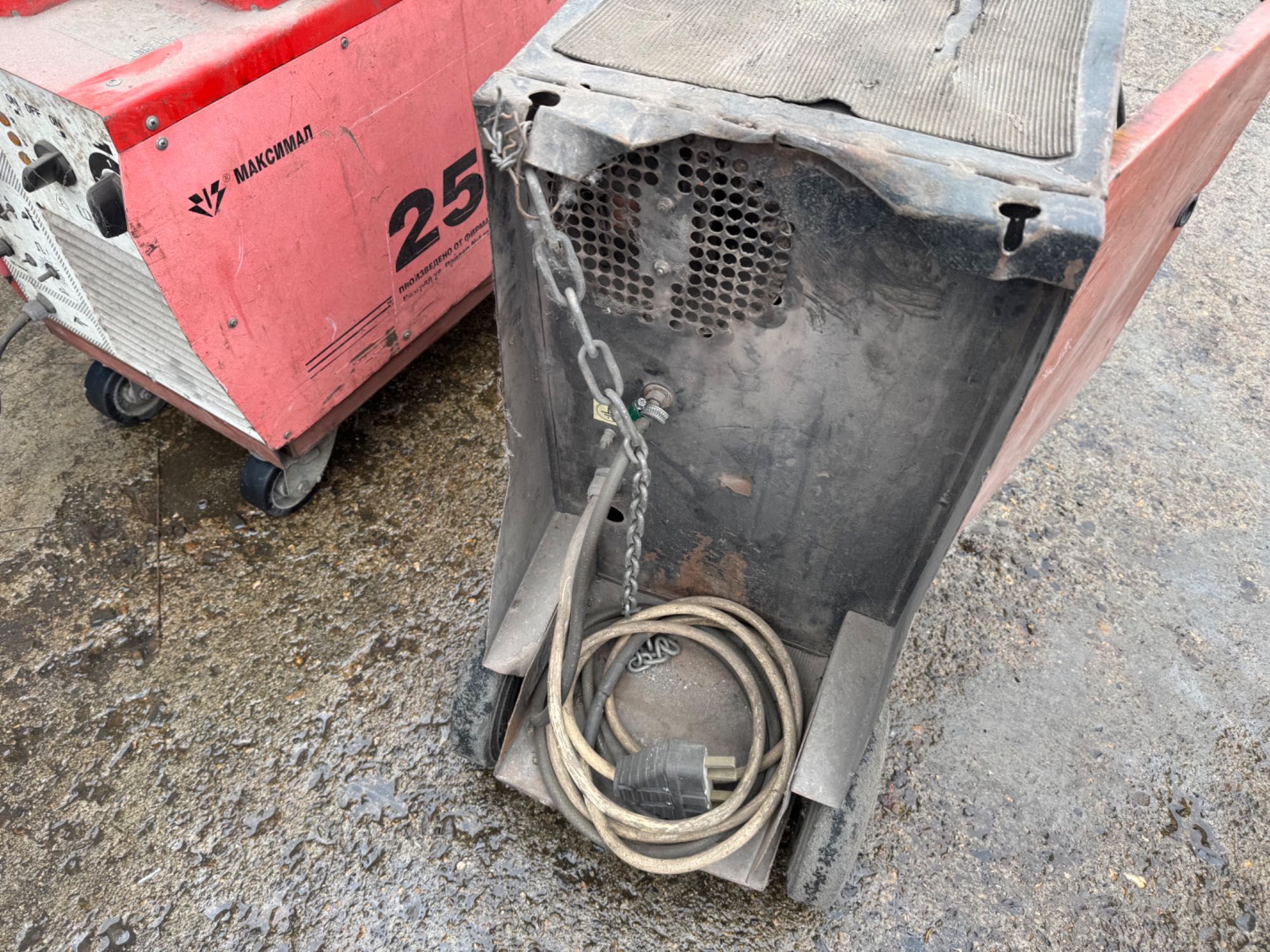 Телеподаващо Einhell SGA 200/2