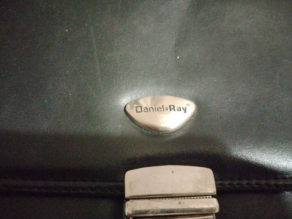 Geanta de piele Daniel Ray