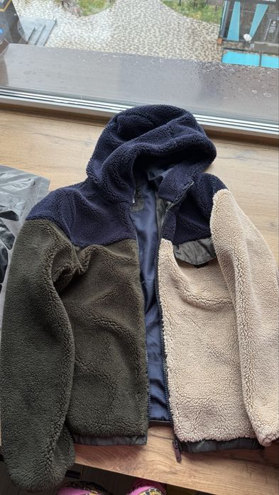 Протам куртку детскую