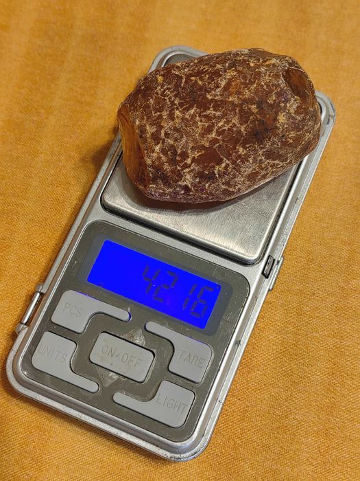 Голям Самороден Необработен Кехлибар Янтар 210,8 карата