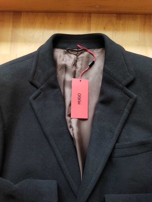 Пальто осеннее Hugo Boss (Германия),кашемир,оригинал,новое,р-р 48