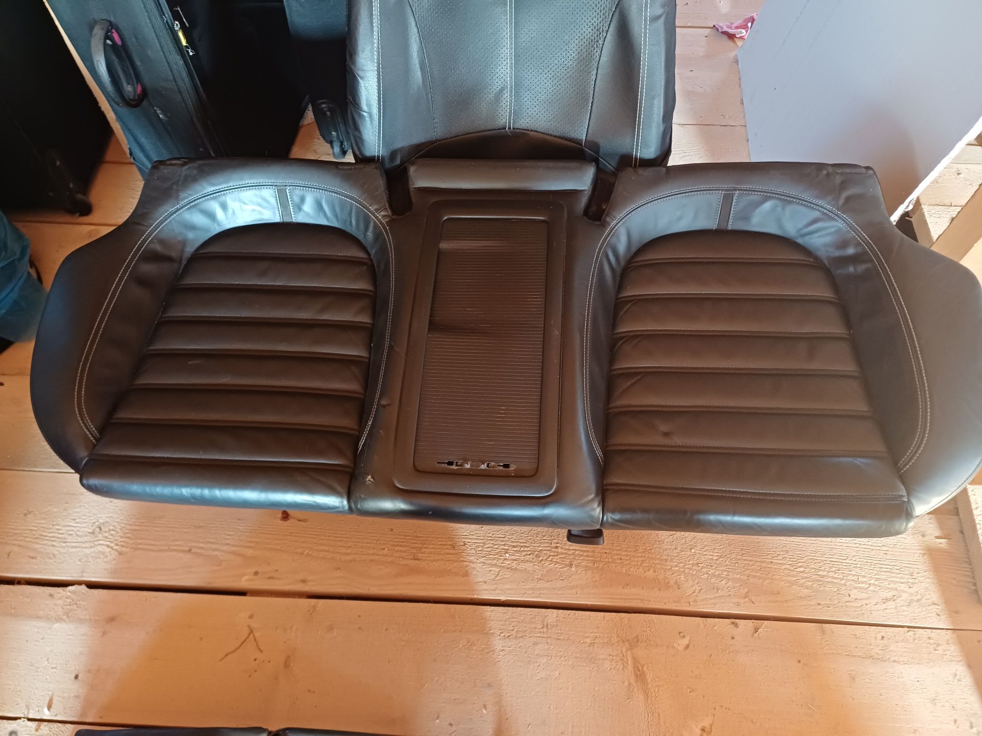 Bancheta piele passat CC