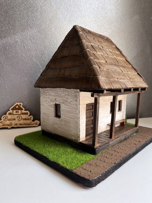 Cadou personalizat, casa in miniatura , casa batraneasca