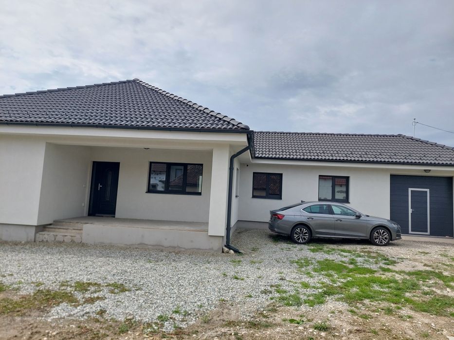 Casă nouă Săcel-proprietar