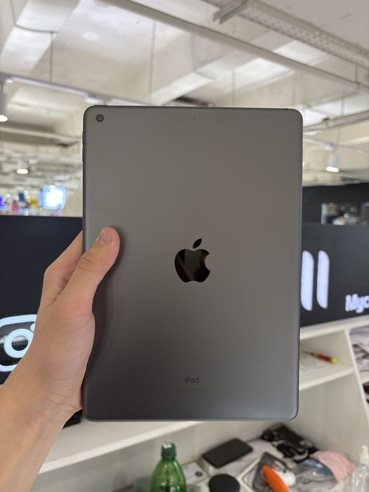 Ipad 9 64gb…………..