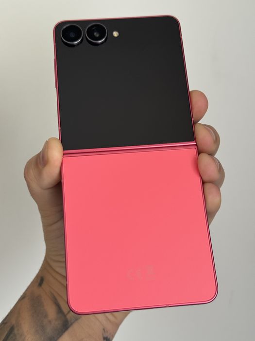 Samsung Galaxy Z Flip7, 12GB RAM, 256GB, 5G, Coralred Fullbox NOU