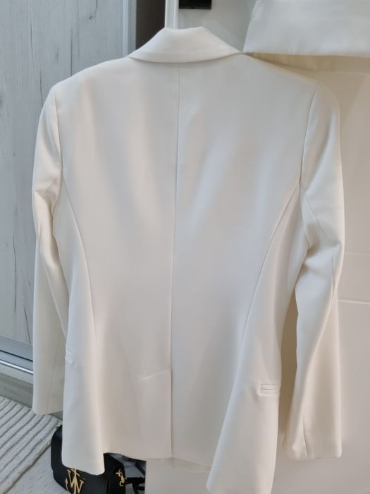 Costum Dama Motivi