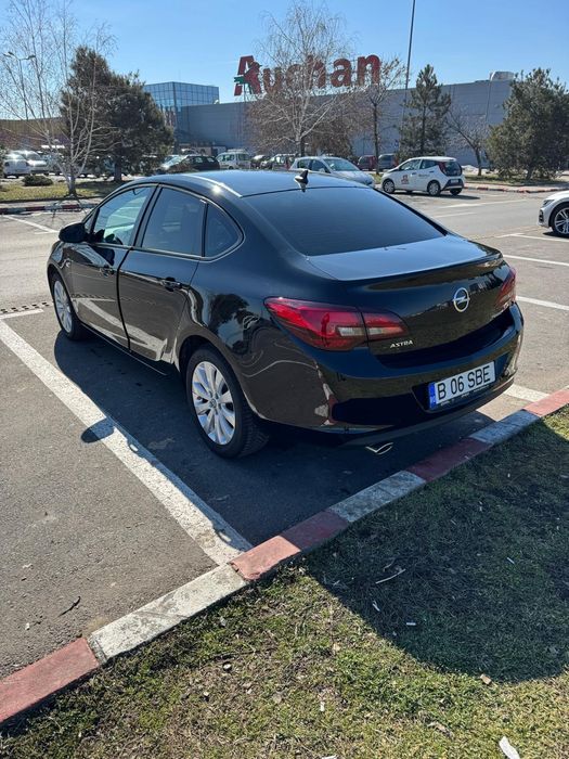 Vand Opel Astra J
