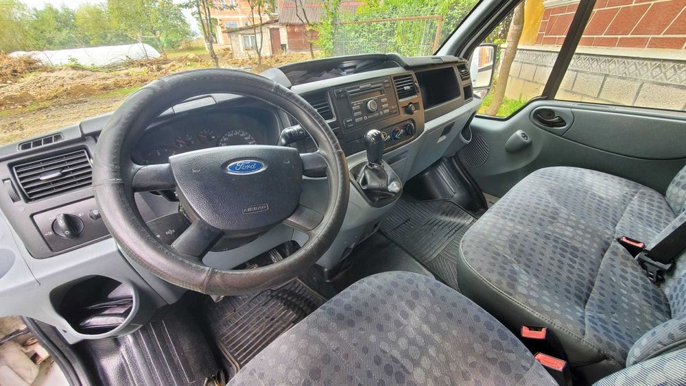 FORD Transit  2.4 carlig+priza