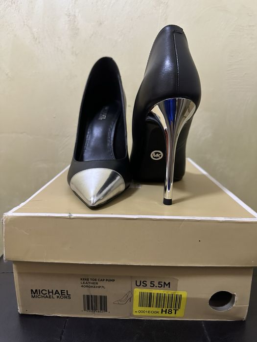 Michael Kors обувки на ток