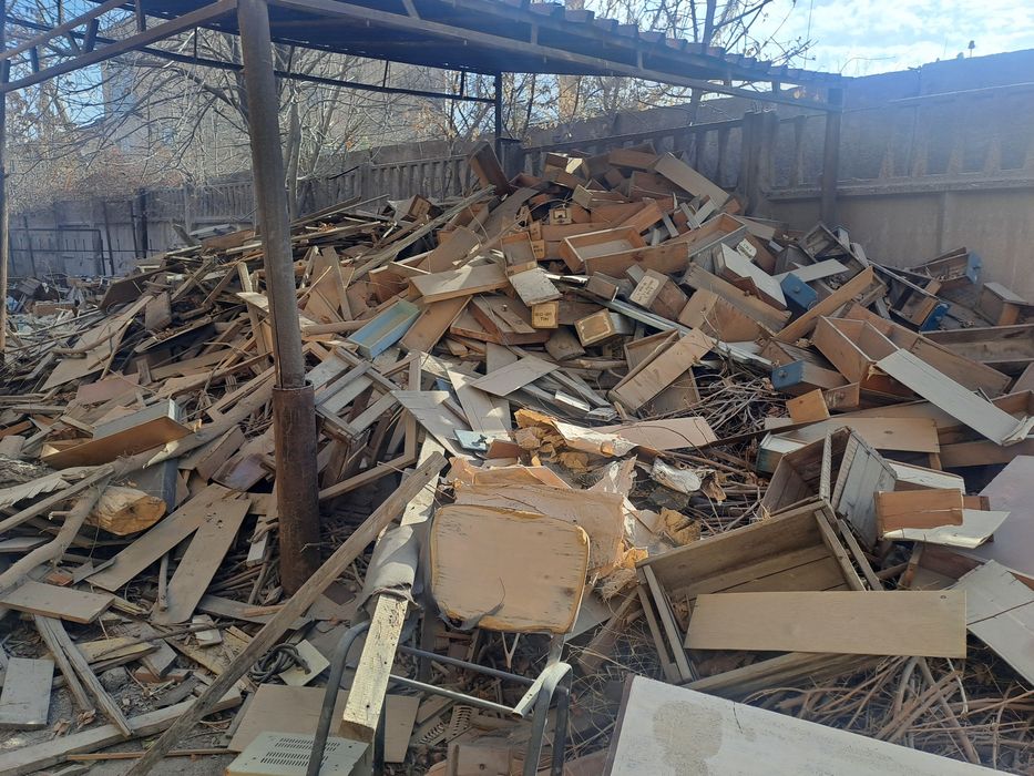 Продаётся дрова. В городе Алмалык.