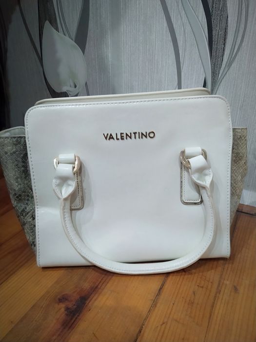 Дамски чанти Valentino Prada