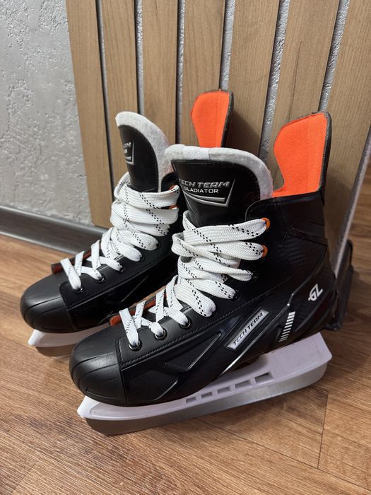 Коньки хоккейные размер 42