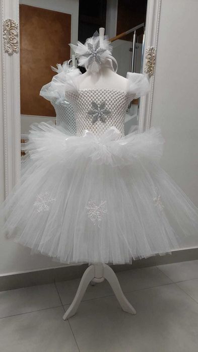 Rochita TUTU Fulg de nea  Fulg de zapada alba serbare iarna Craciun