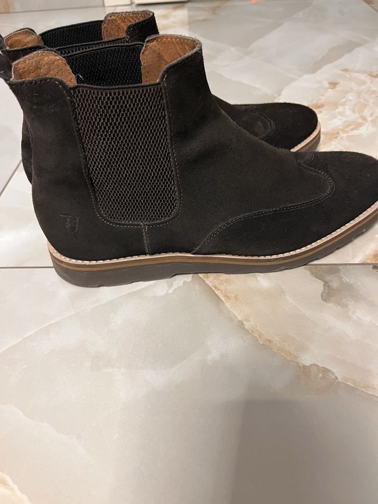 Обувки hugo boss