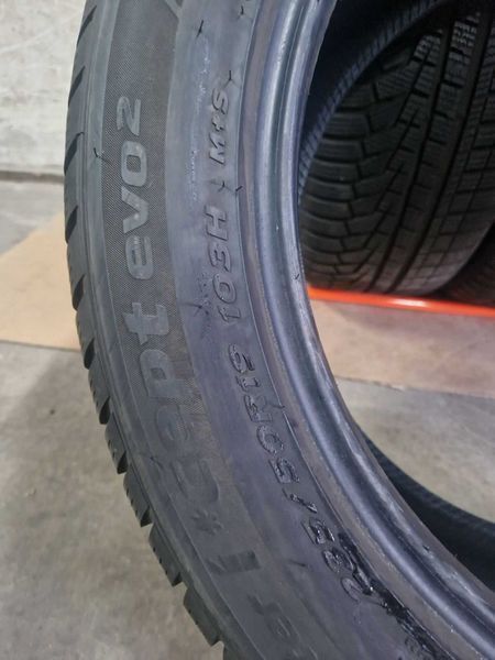 4  Hankook R19 235/50/ 
зимни гуми 
DOT3719